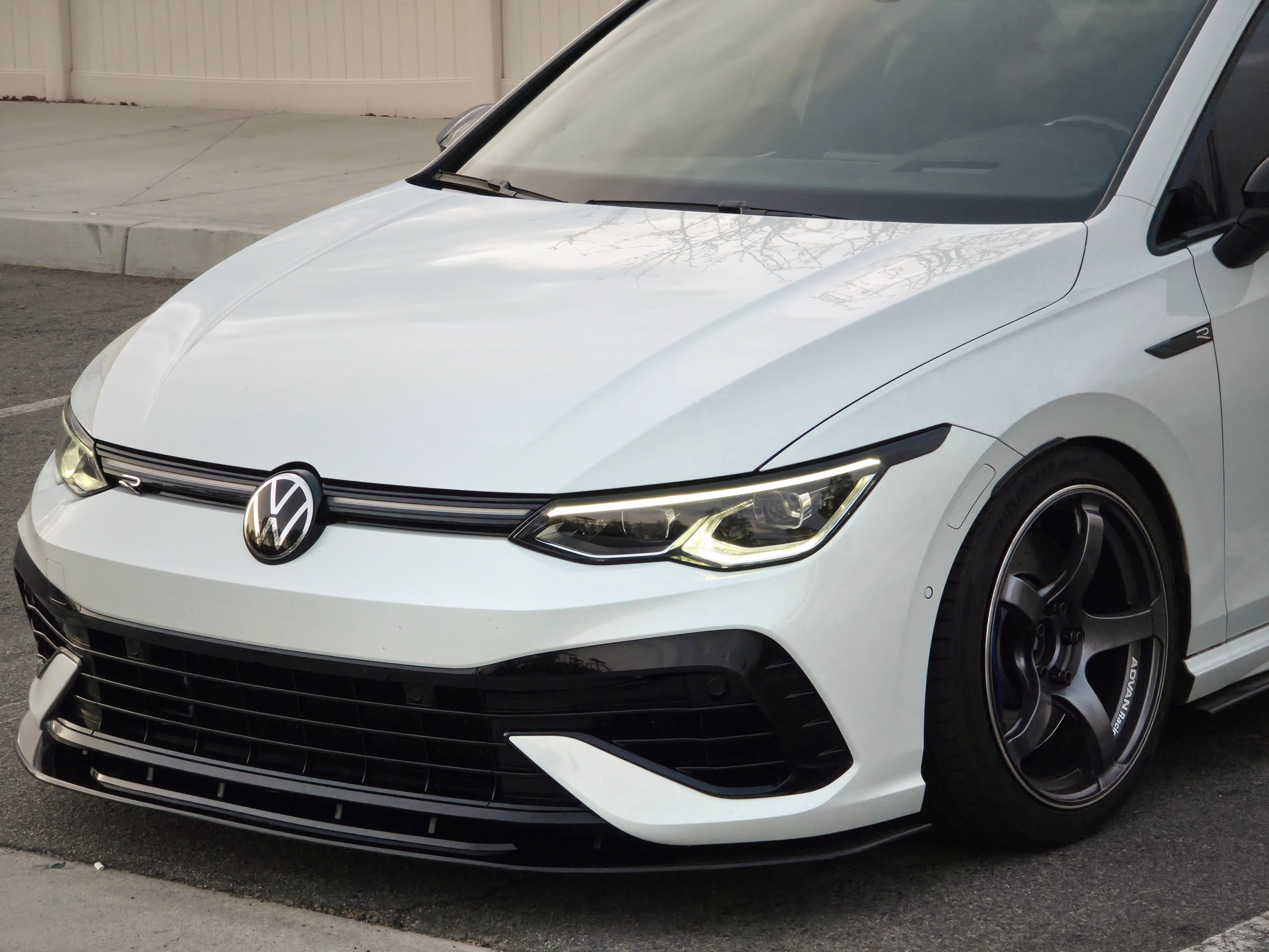 Front Splitter - Volkswagen Golf R MK8