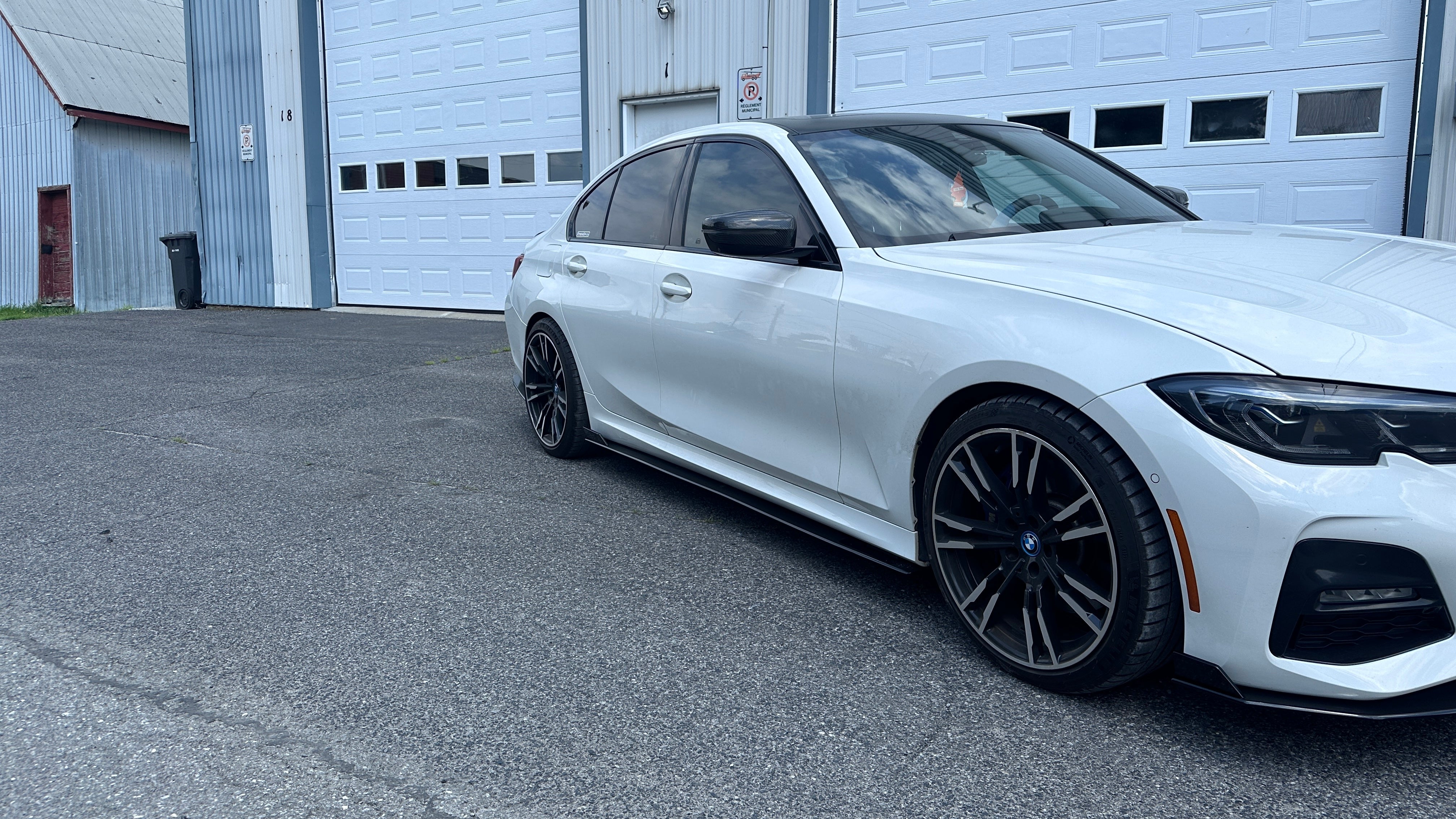 Side Splitters - BMW 330i/330e 2019-2025