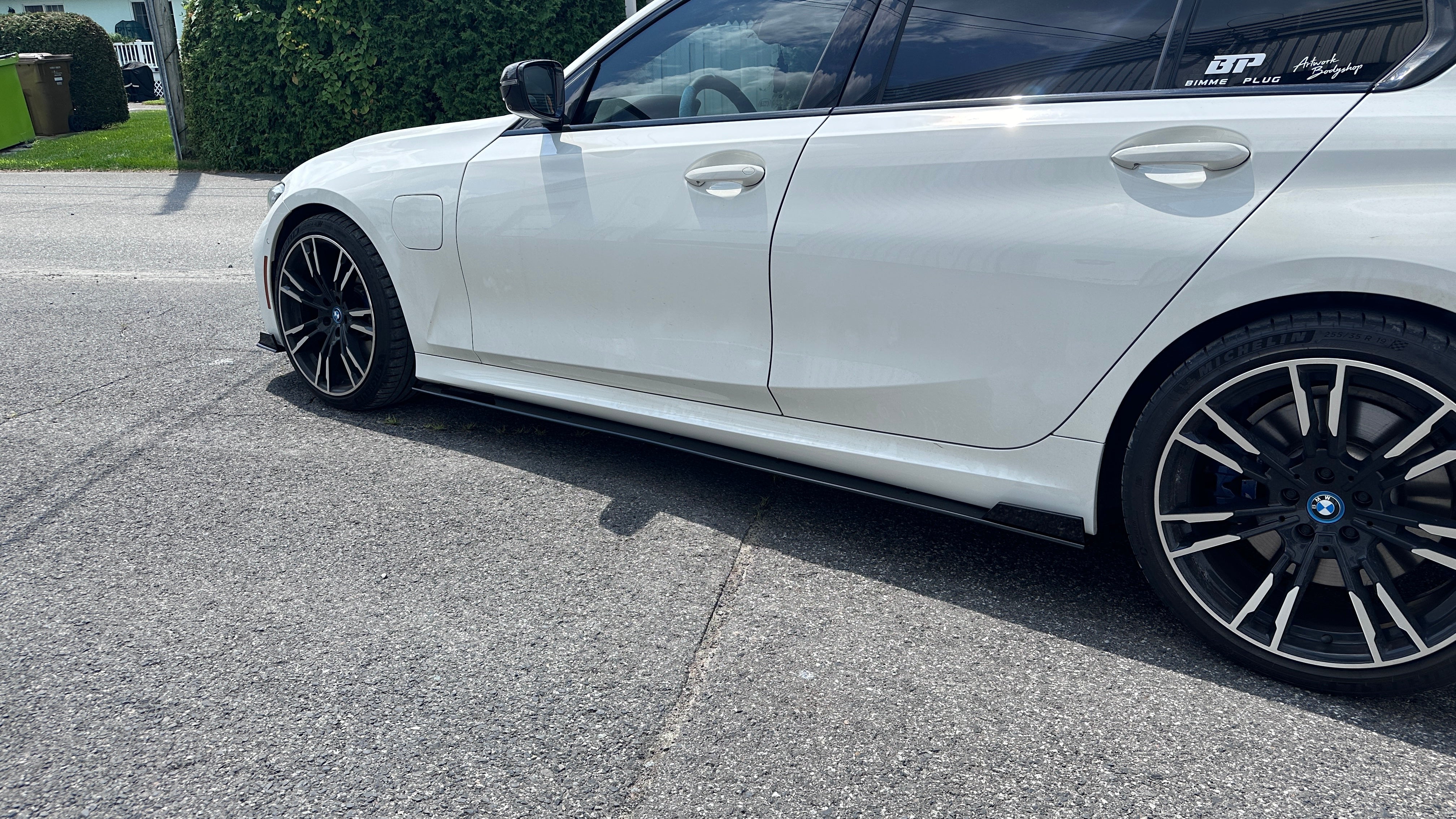 Side Splitters - BMW 330i/330e 2019-2025